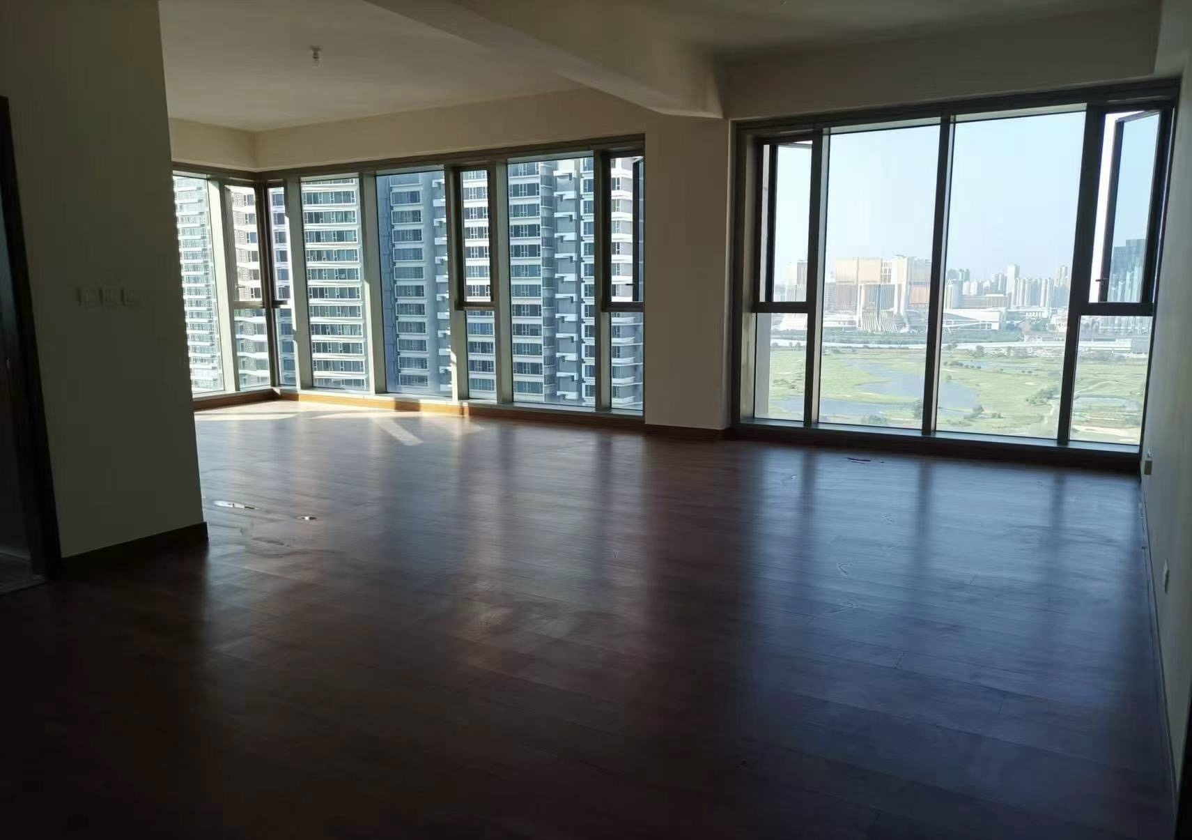 One Oasis – Tower 3 Unit A