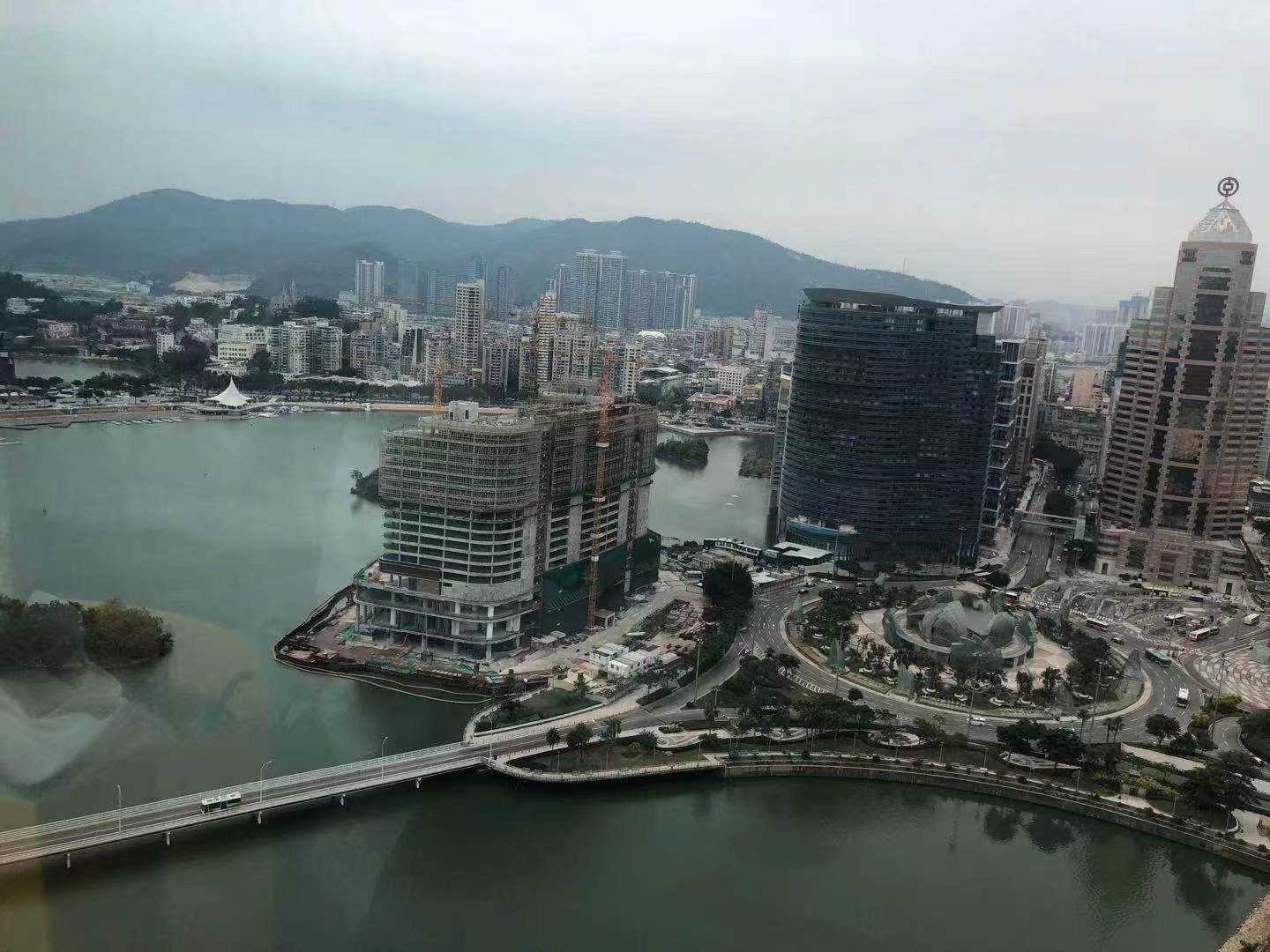 One Central – 1 Bedroom for Sale