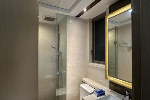 OneOasis_p28_Studio_6