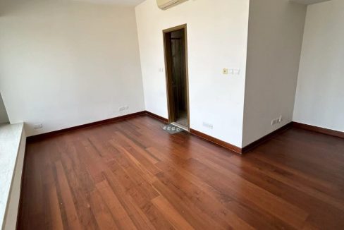 OneOasis_p31_Studio_2